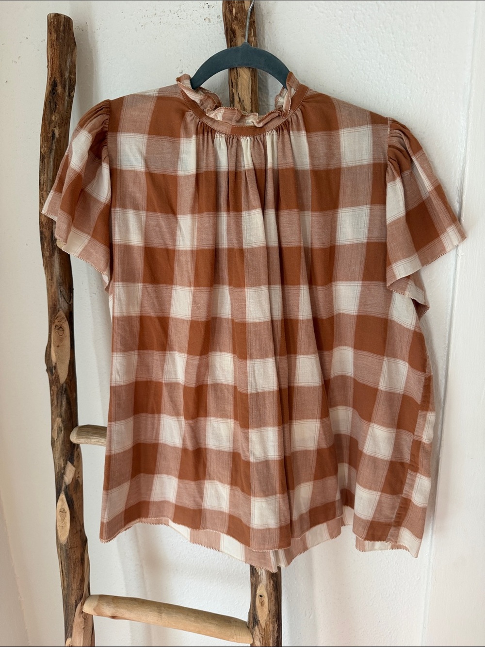 Trovata Rust Cream Gingham Check Ruffle-Neck Flutter Short Sleeve Cotton Blouse